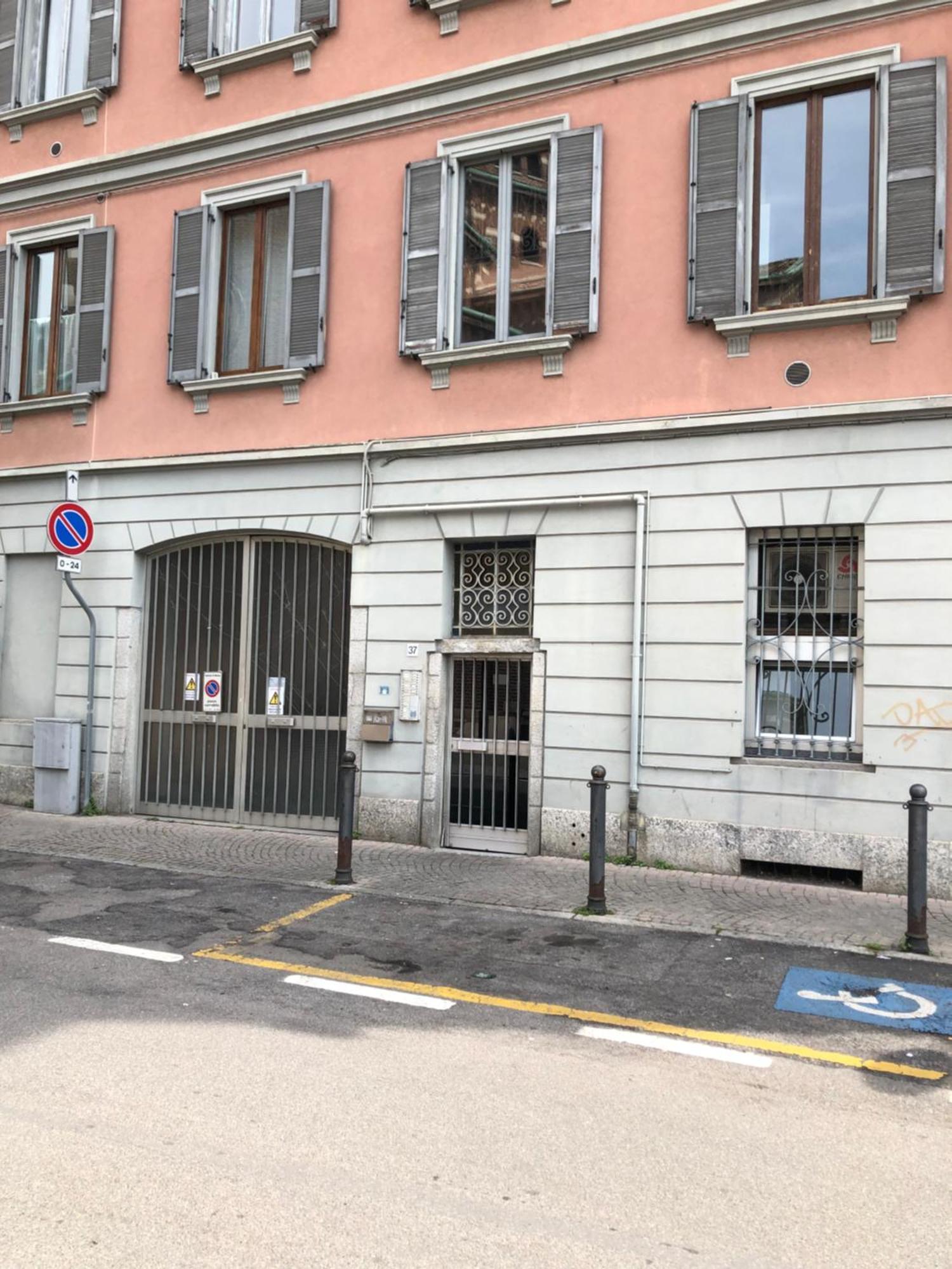 Sawasdee 37 Apartment Monza Exterior photo