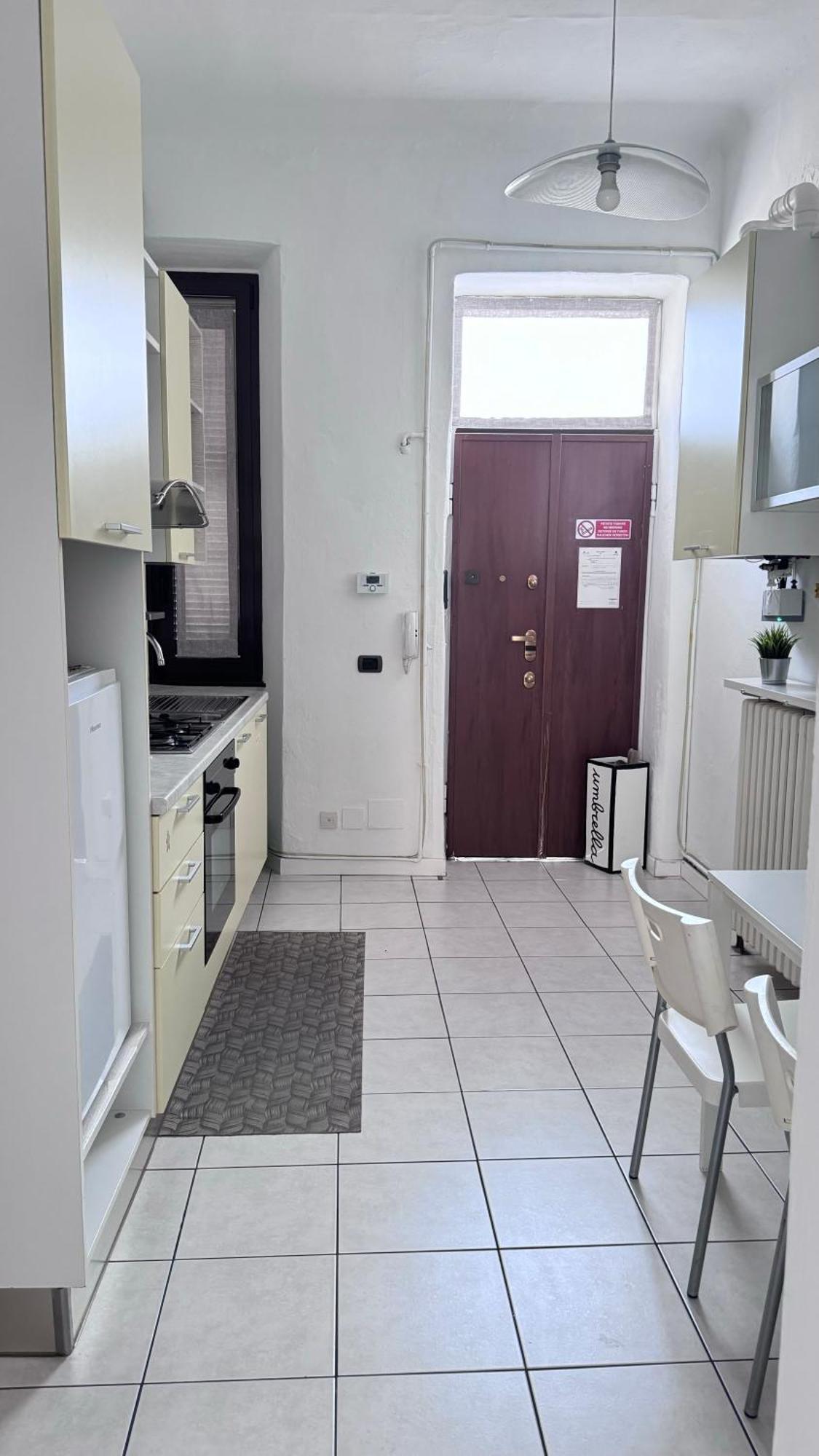 Sawasdee 37 Apartment Monza Exterior photo